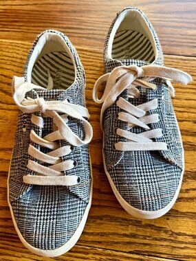 TAOS Star Herringbone Plaid Casual Sneakers Size 7
